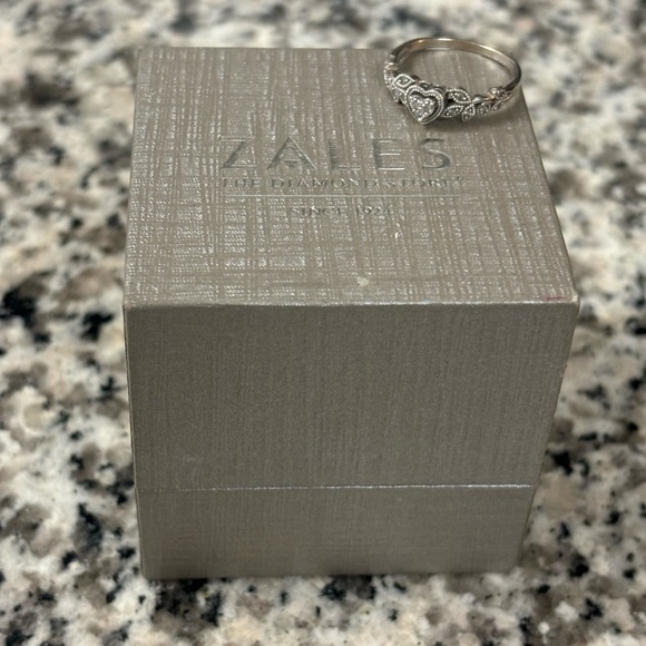 Vintage Style Heart Shaped Diamond Promise Ring Cherished Promise Collection - Picture 2 of 6